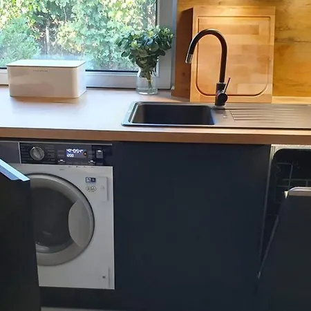 Charmantes Townhaus Mit Garten, W-lan & Netflix * Potsdam