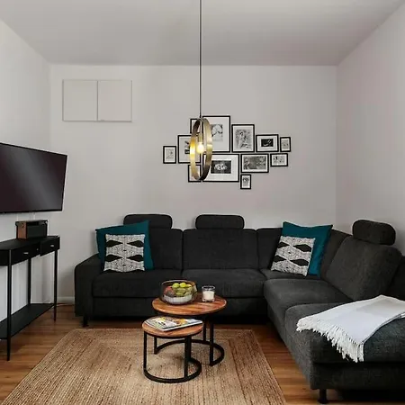 Apartment Charmantes Townhaus Mit Garten, W-lan & Netflix Potsdam