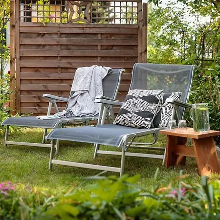 Charmantes Townhaus Mit Garten, W-lan & Netflix *