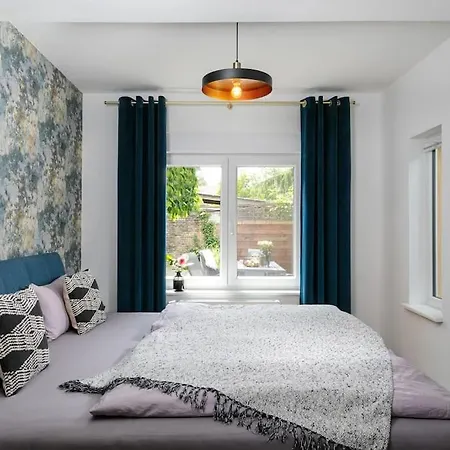 Lejlighed Charmantes Townhaus Mit Garten, W-lan & Netflix Potsdam