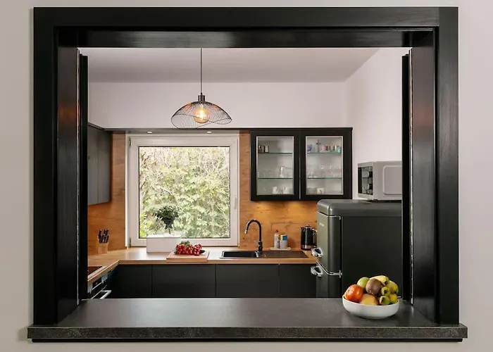 Apartament Charmantes Townhaus Mit Garten, W-lan & Netflix *