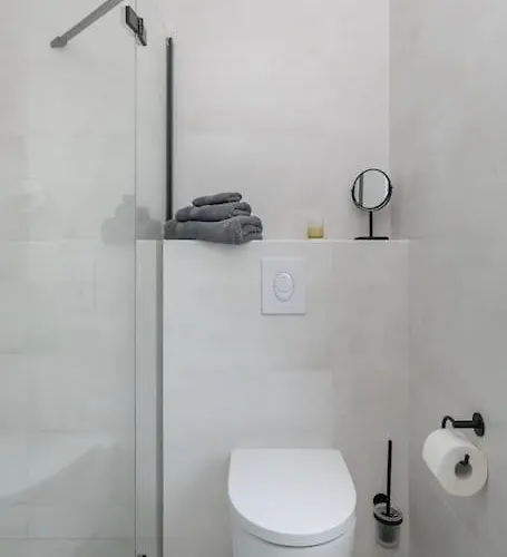 Charmantes Townhaus Mit Garten, W-lan & Netflix Apartament