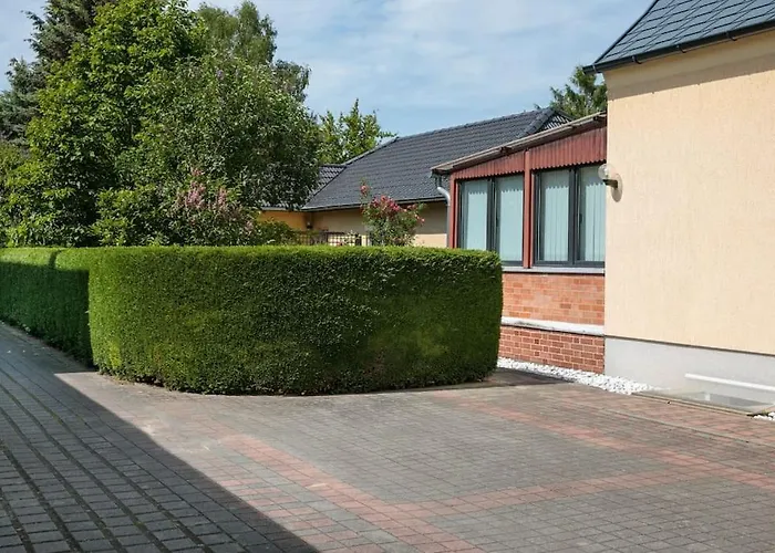 Charmantes Townhaus Mit Garten, W-lan & Netflix Apartament Poczdam