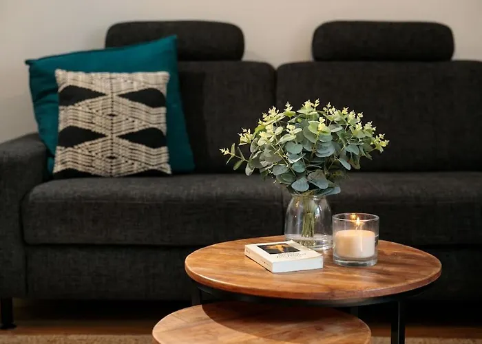 Lägenhet Charmantes Townhaus Mit Garten, W-lan & Netflix